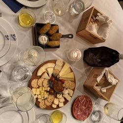 Mal Cozinhado - Starter spread