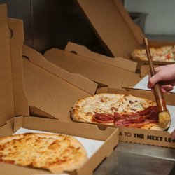 Dewey's Pizza - Union