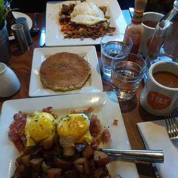 Stax Cafe - Breakfast & Brunch Near Me - Chicago, Illinois