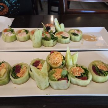 Sushi Fresh Japanese Restaurant - Fresh roll and blue fin tuna roll - Japanese Near Me - Camarillo, California
