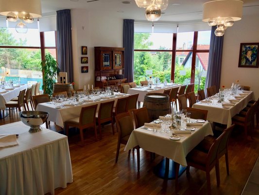 Restaurace Troja by null