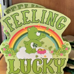 TJ Maxx - *:｡ﾟ  \ (･‿･) /ﾟ May every petal on the shamrock bring you joy and good luck. *:｡ﾟHappy St. Patrick's Day weekend!