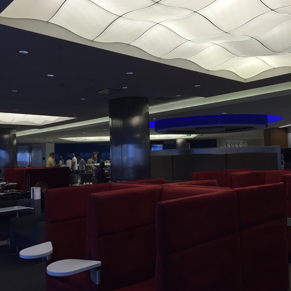 Delta Sky Club - Concourse E - .. on a day when it isn't as crowded. - Airport Lounges Near Me - Atlanta, Georgia Delta Sky Club - Concourse E - .. on a day when it isn't as crowded. - Airport Lounges Near Me - Atlanta, Georgia