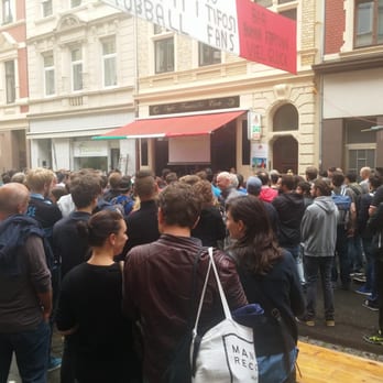 Formula Uno - Wenn Italien im 8tel Fonale der EM steht - Coffee & Tea Near Me - Cologne, NW