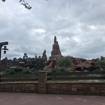 Disneyland Paris - Amusement Parks Near Me Disneyland Paris - Amusement Parks Near Me