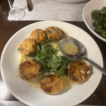 Giacomo's - bake clams - Italian Near Me - Shrewsbury, New Jersey Giacomo's - bake clams - Italian Near Me - Shrewsbury, New Jersey