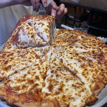 Romeo's Pizza Kitchen - Pizza Near Me - Edmonds, Washington Romeo's Pizza Kitchen - Pizza Near Me - Edmonds, Washington