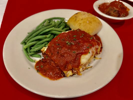 Sleuths Mystery Dinner Shows by null