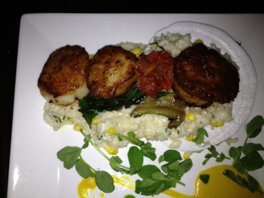 BLU Beach Bar & Grill by null