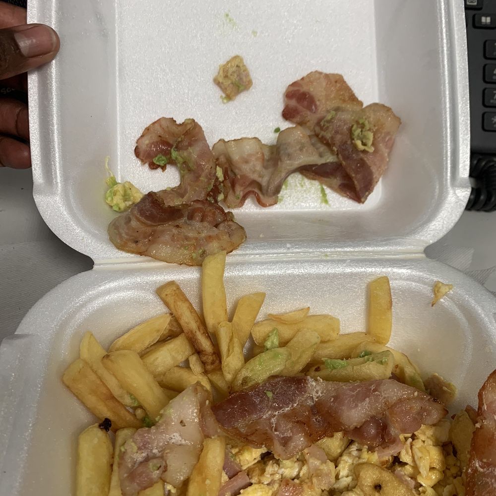 Las Mercedes Restaurant - a meal in a styrofoam container - Cuban Near Me - Medley, Florida Las Mercedes Restaurant - a meal in a styrofoam container - Cuban Near Me - Medley, Florida