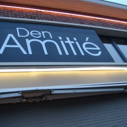 Den Amitié