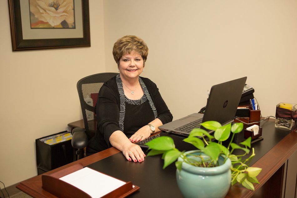 SELFRIDGE FINANCIAL DESIGN 4900 California Ave, Bakersfield