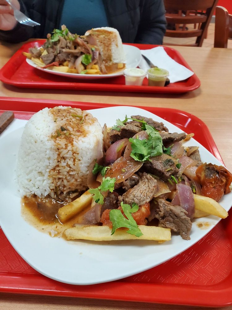 WILD CHICKEN Updated September 2024 22 Photos & 111 Reviews 3900