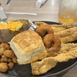 The Lookout Kitchen - Fish and shrimp with biscuit