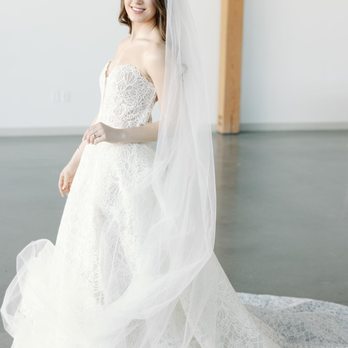 Modern Dress - Badgley Mischka Bridal - Bridal Near Me - Boone, Iowa Modern Dress - Badgley Mischka Bridal - Bridal Near Me - Boone, Iowa