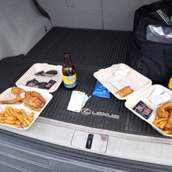 On The Hook - Tailgate Pic-Nic