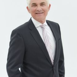 Carlos L Wolf, MD - Dr. Carlos Wolf