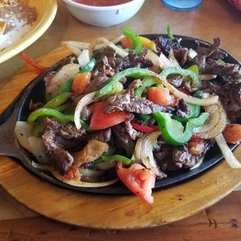 El Rancho Nuevo 747 - Steak Fajitas. Sizzling hot and tasty - Mexican Near Me - West Chester, Ohio El Rancho Nuevo 747 - Steak Fajitas. Sizzling hot and tasty - Mexican Near Me - West Chester, Ohio