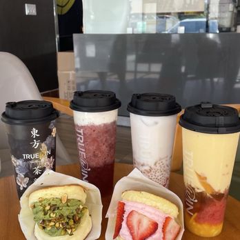 Truewin Tea Shoppe - Strawberry and Matcha Soufflé Pancakes, Matcha Cream Lucky Jasmine, Bobochacha, Mango Pomelo Sago Queen, Crème Grape Green Tea - Bubble Tea Near Me - Newark, California Truewin Tea Shoppe - Strawberry and Matcha Soufflé Pancakes, Matcha Cream Lucky Jasmine, Bobochacha, Mango Pomelo Sago Queen, Crème Grape Green Tea - Bubble Tea Near Me - Newark, California