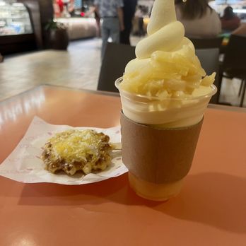 Kokoro Cafe - Mochi pop and dole whip float - Desserts Near Me - Honolulu, Hawaii Kokoro Cafe - Mochi pop and dole whip float - Desserts Near Me - Honolulu, Hawaii