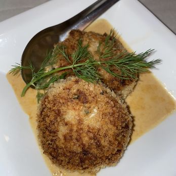 Duc's Bistro - Crab Cakes - French Near Me - Honolulu, Hawaii Duc's Bistro - Crab Cakes - French Near Me - Honolulu, Hawaii