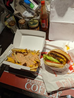 In-N-Out Burger by null