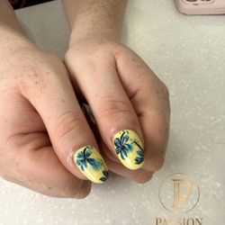 Passion Nails