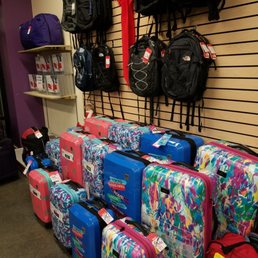luggage store tanger outlet