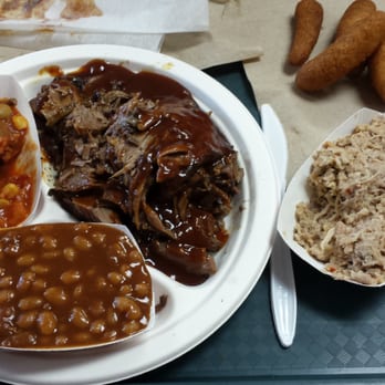 Moore's Olde Tyme Barbeque - Brisket pork combo - Barbeque Near Me - New Bern, North Carolina Moore's Olde Tyme Barbeque - Brisket pork combo - Barbeque Near Me - New Bern, North Carolina