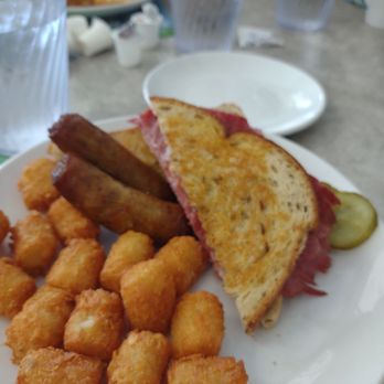 Breakfast Station - Reuben with sausage links. Yummy - Breakfast & Brunch Near Me - Ocala, Florida