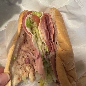 GIULIANO’S DELICATESSEN - Updated August 2025 - 1482 Photos & 1341 ...