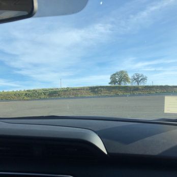 Folsom Point - Huge parking space - Parks Near Me - Folsom, California