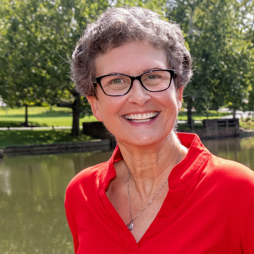 CYNTHIA HASH, BROKER FIND HOMES REALTY 90 Whitewood Rd