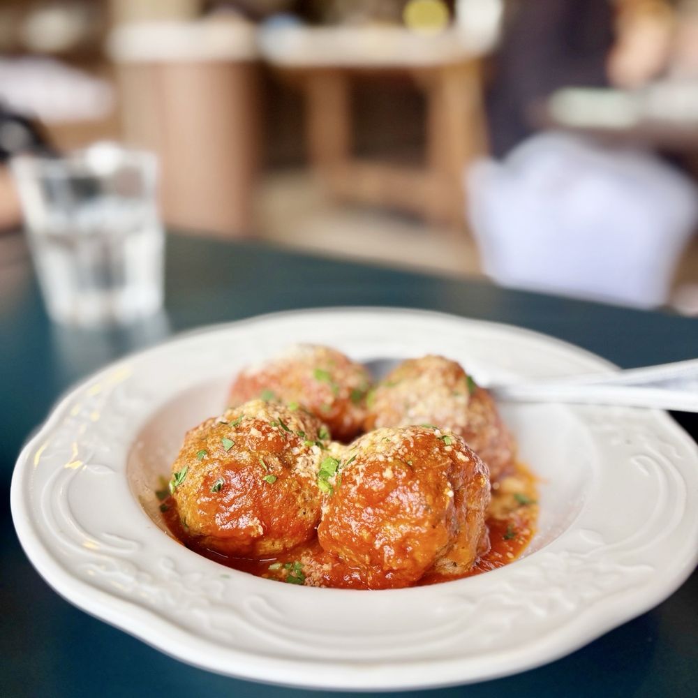 Nonna’s Coquitlam - Italian Near Me - Coquitlam, British Columbia