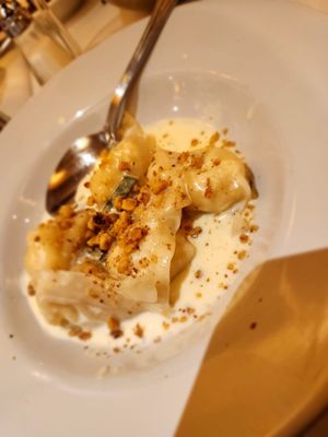 Buona Tavola by null