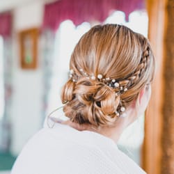Essence - Bridal hair updo by Kim