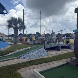 Goofy Golf Amusement Center