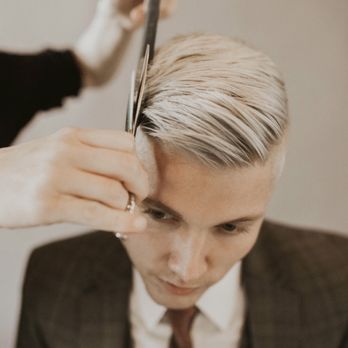 Samantha Keltner - Barbers Near Me - Overland Park, Kansas Samantha Keltner - Barbers Near Me - Overland Park, Kansas