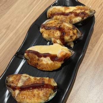 Eat's Ayce Sushi - Bake mussels - Japanese Near Me - Alhambra, California