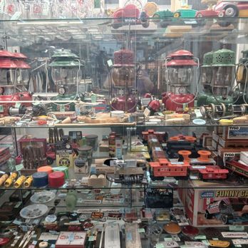 Long Beach Antiques - Antiques Near Me - Long Beach, California
