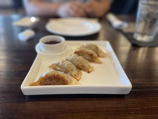Red Bar Sushi & Best Thai Kitchen by null