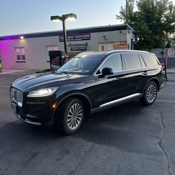 DK Limousine & Shuttle - lincoln aviator