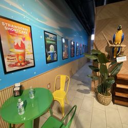 Tropical Sno & Creamery - Such a clean and well designed shop
