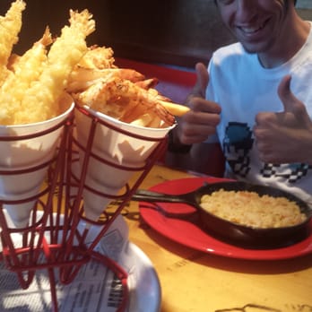 Bubba Gump Shrimp - Seafood Near Me - Bloomington, Minnesota