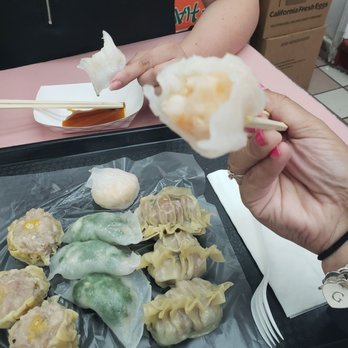 Delicious Dim Sum - Shrimp And the cilantro one are incredibly amazing! - Dim Sum Near Me - San Francisco, California