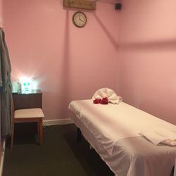 Healing Hands Massage