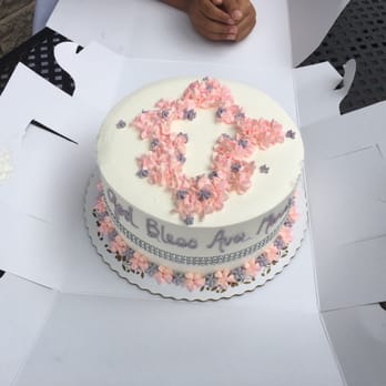 Gruttadauria's 1914 Bakery - Gorgeous cake! - Bakeries Near Me - Temecula, California Gruttadauria's 1914 Bakery - Gorgeous cake! - Bakeries Near Me - Temecula, California