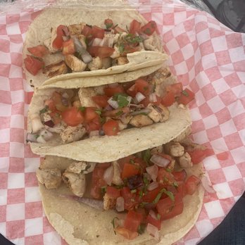 Club Iggy's - Chicken tacos - Bars Near Me - Rosarito, BCN Club Iggy's - Chicken tacos - Bars Near Me - Rosarito, BCN