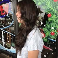 Rovena’s Hair Salon