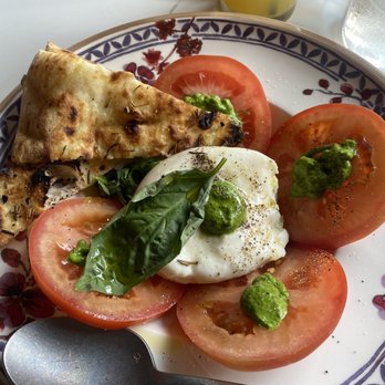 Napizza - Caprese Salad, very fresh! Must get if you are fan of cheese. - Pizza Near Me - San Francisco, California Napizza - Caprese Salad, very fresh! Must get if you are fan of cheese. - Pizza Near Me - San Francisco, California